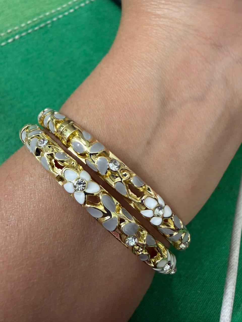 That Viral Cutwork Enamel Bangles- Single Piece (Variants)