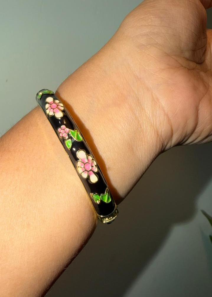 Ishva Enamel Bangles- Single Piece
