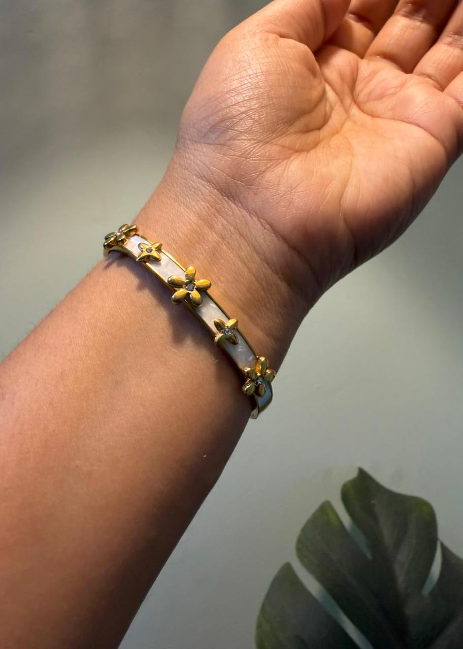 Ilyra Bracelet