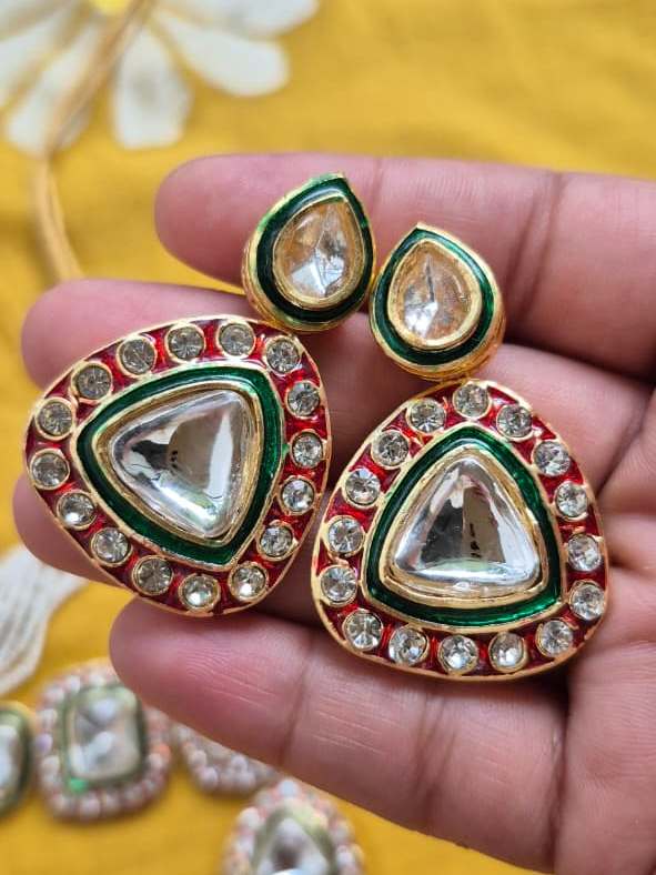 Kundan Bandhai Necklace Set