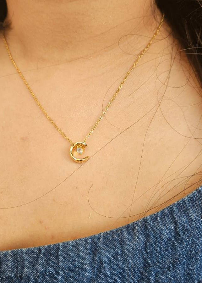 Moon Neck Chain