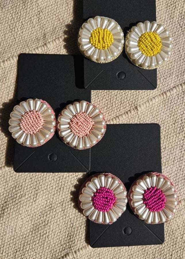 Daisy Blooms Handmade Beaded Studs (Variants)