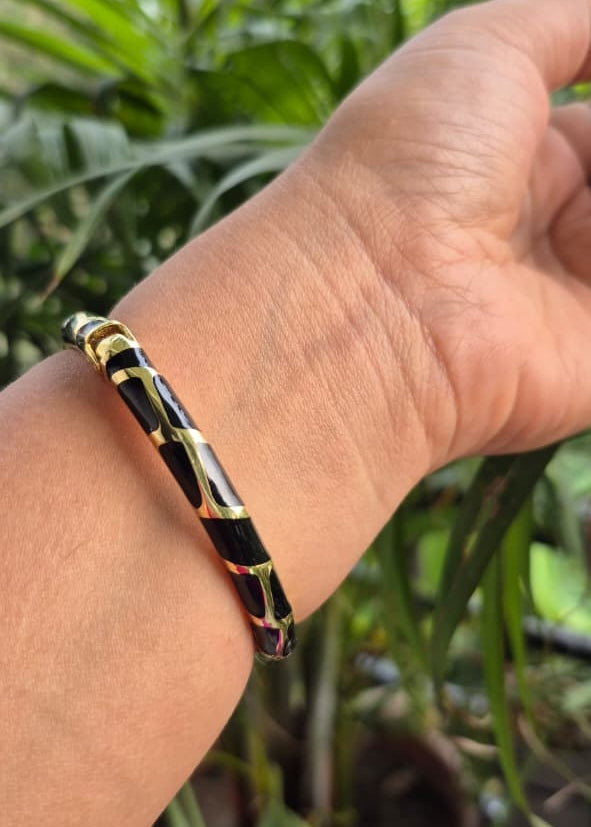 Black Line Sleek Bangles-Single Piece