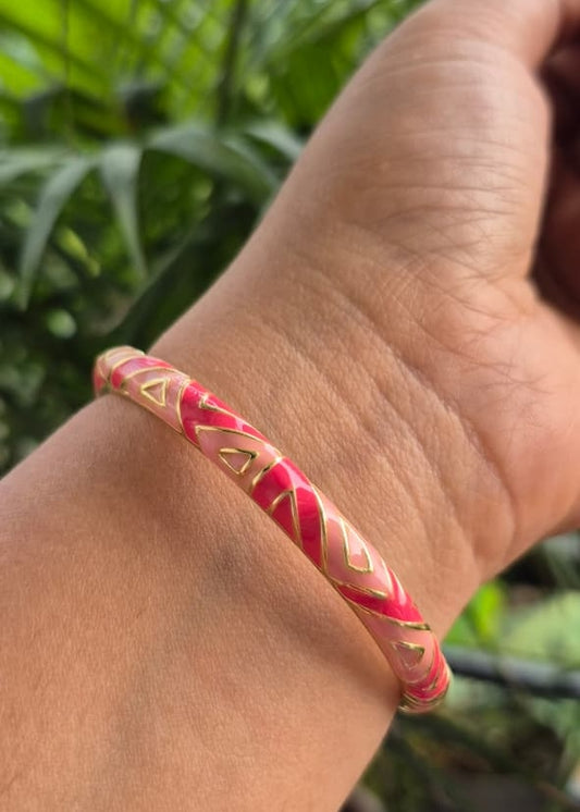 Red ZigZag Sleek Enamel Bangles-Single Piece