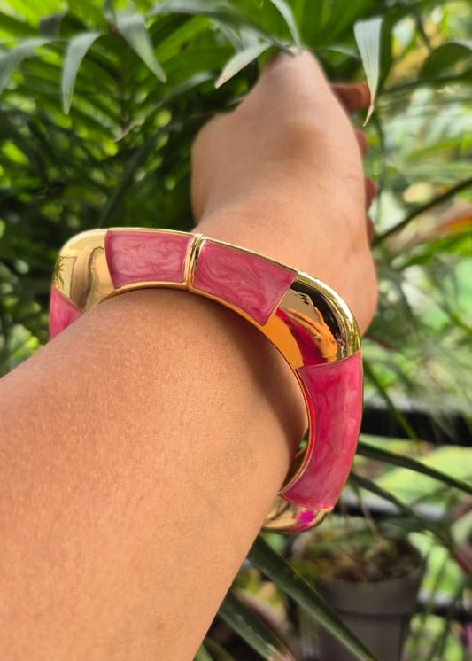 Pink Square Broad Enamel Bangles-Single Piece