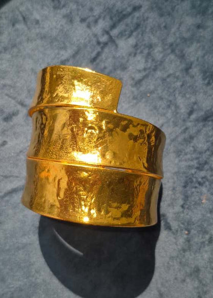 Golden Handcuff-Single Piece