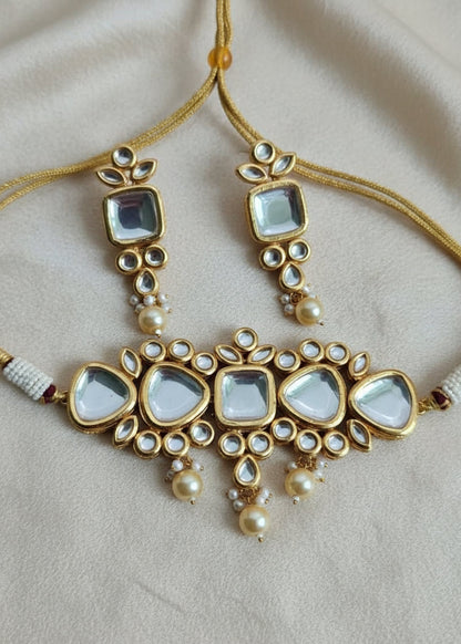 Kundan Pearl Choker Set