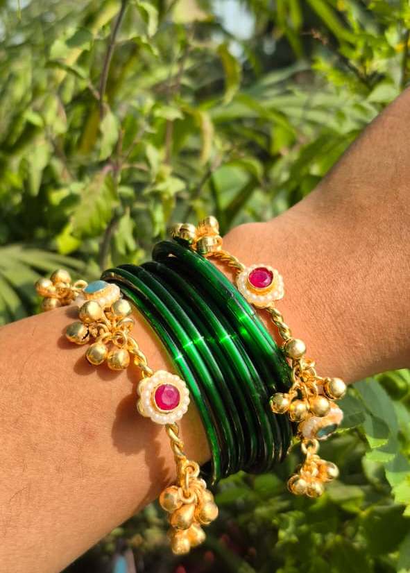 Phool Ghunghroo Bangles (Pair)