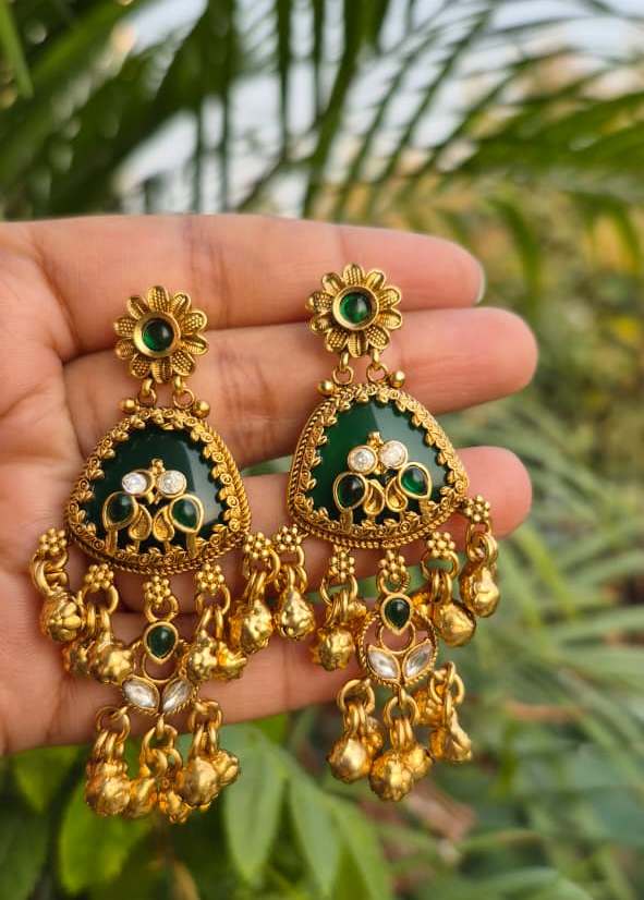 Rehnuma Drop Earring