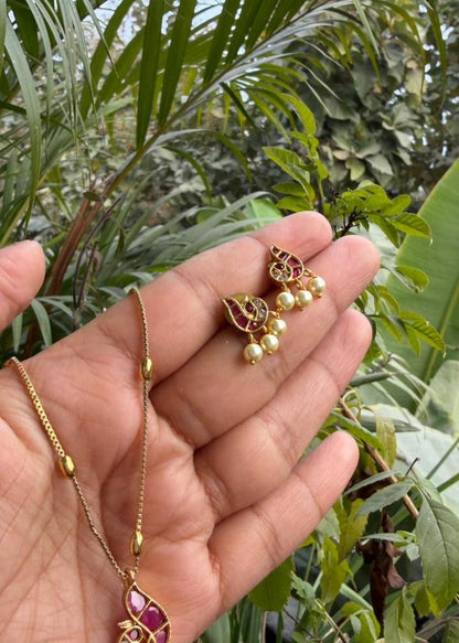 Alankaar Temple AD Necklace Set - Pink