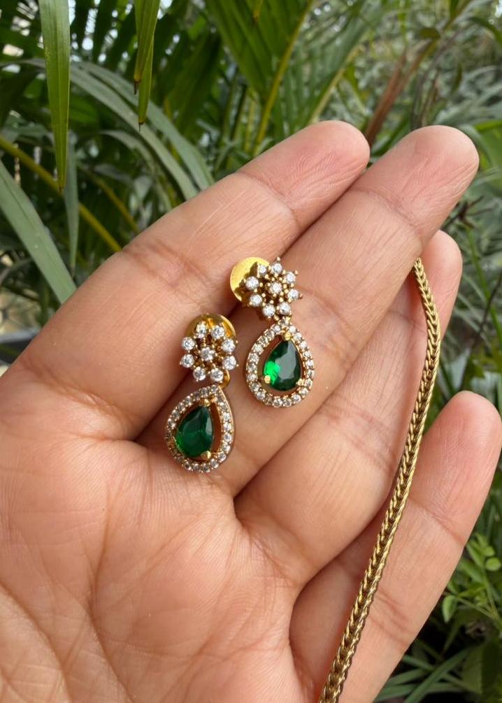 DeviKriti Temple AD Necklace Set - Green