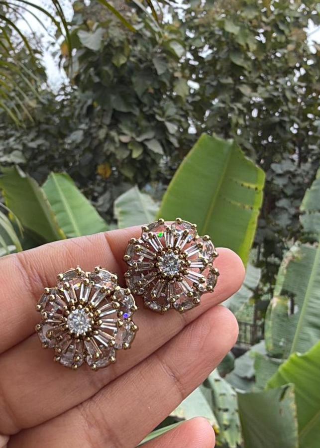 Sivanya Temple AD Stud