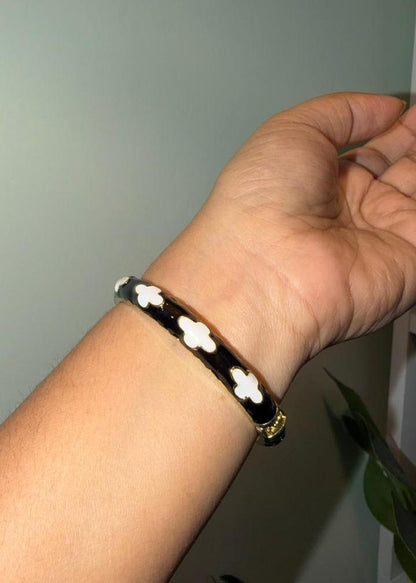 White Clover Bangle-Single Piece