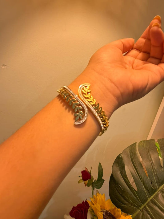 Sorelle Bracelet