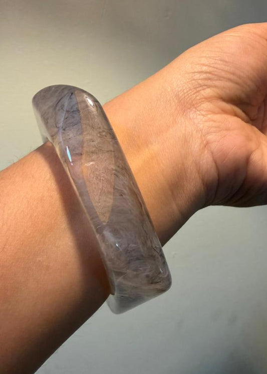 Avenly Resin Bangle