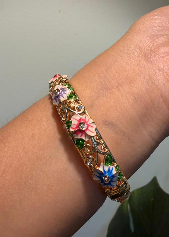 Penelope Five Flowers Bracelet