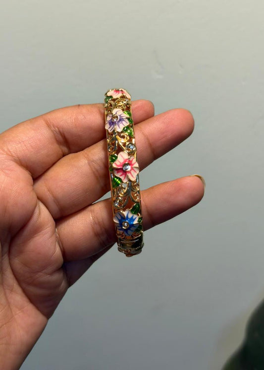Penelope Five Flowers Bracelet
