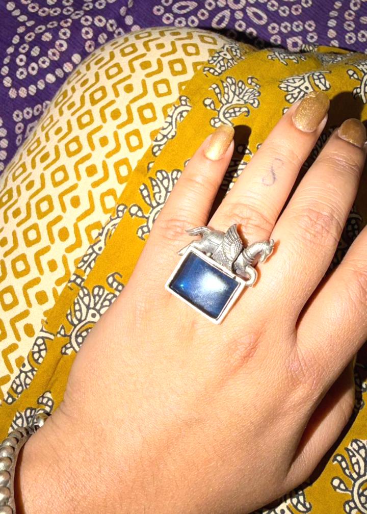Cognac Quartz Oxidized Ring