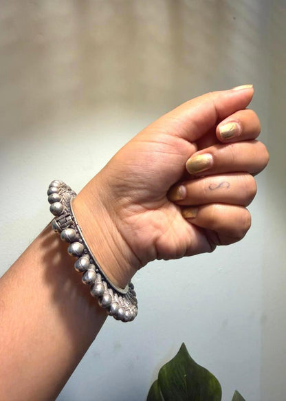 Silver Thorn Oxidized Bangle