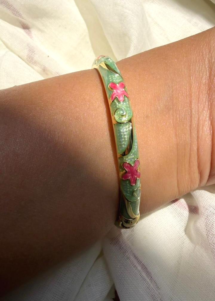 Rose Leaf Bangle-Single Piece