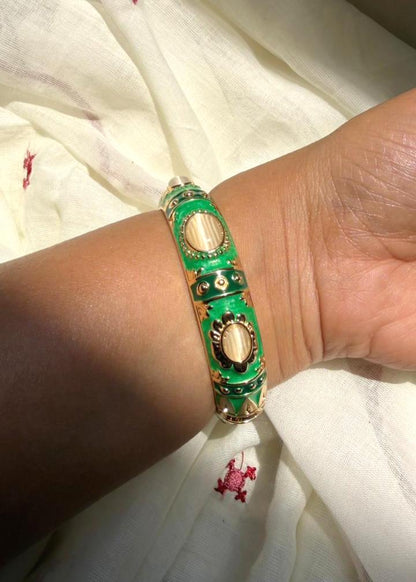 Antique Green Bangle-Single Piece