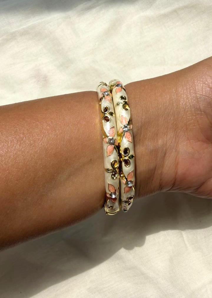 Gulabi Blossom Bangle-Single Piece