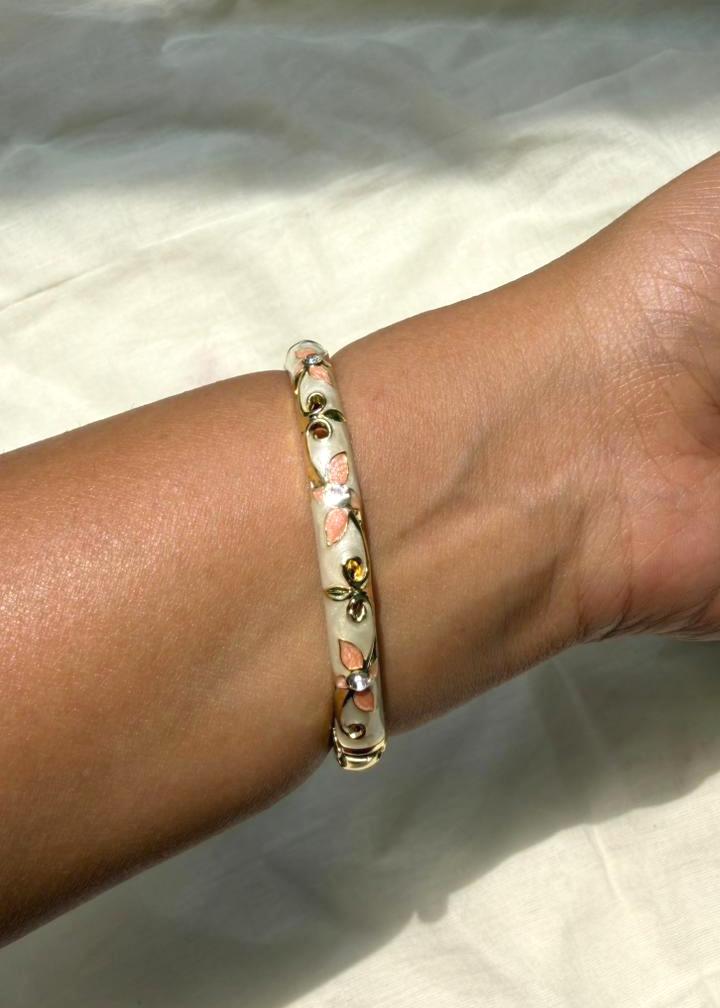 Gulabi Blossom Bangle-Single Piece