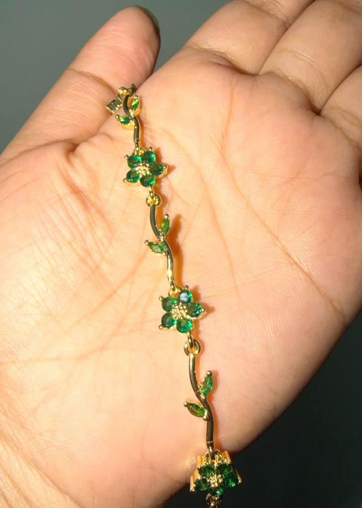 Green Jungle Bloom Bracelet