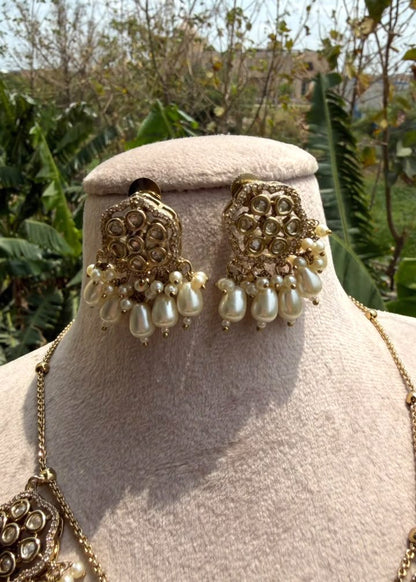 Rangmahal Necklace - Clear/Gold