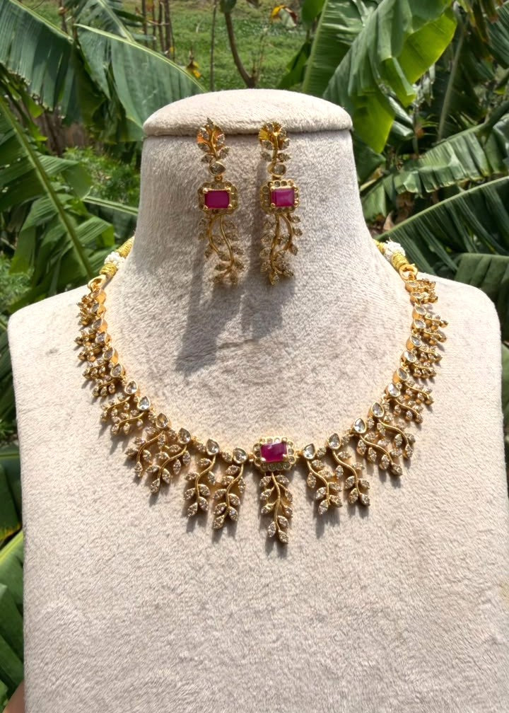 Mehrunissa Necklace - Ruby