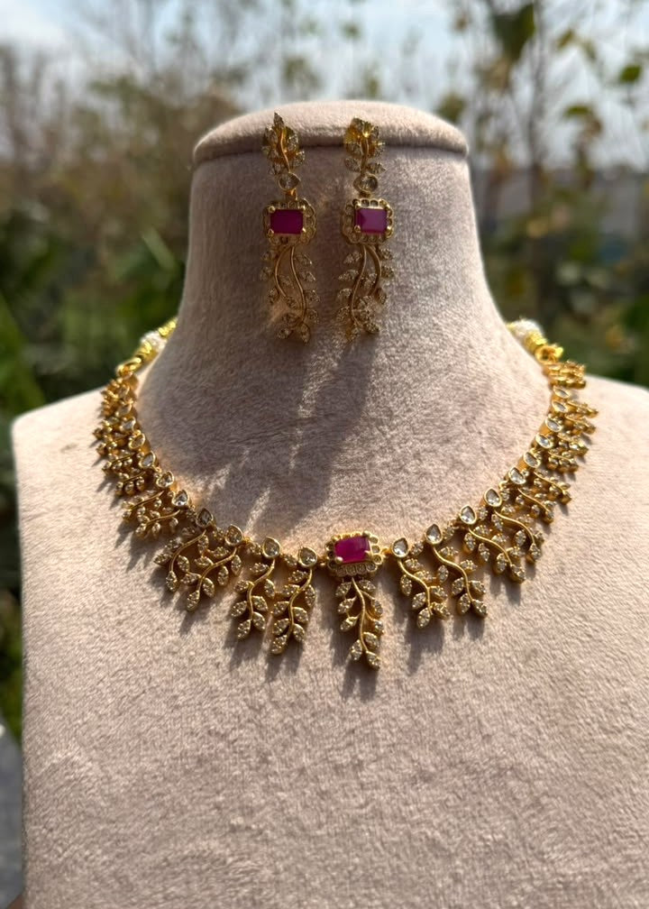 Mehrunissa Necklace - Ruby