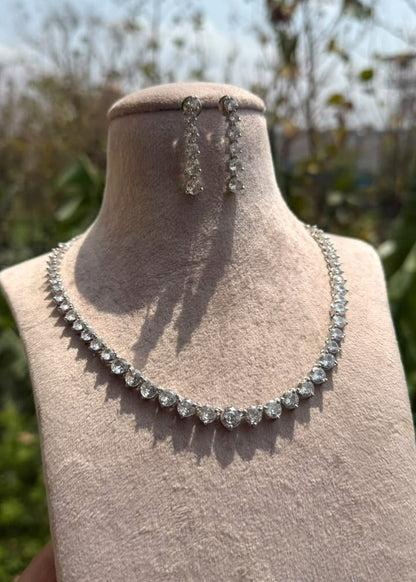 Rajat Tara Solitaire Necklace - Clear Silver