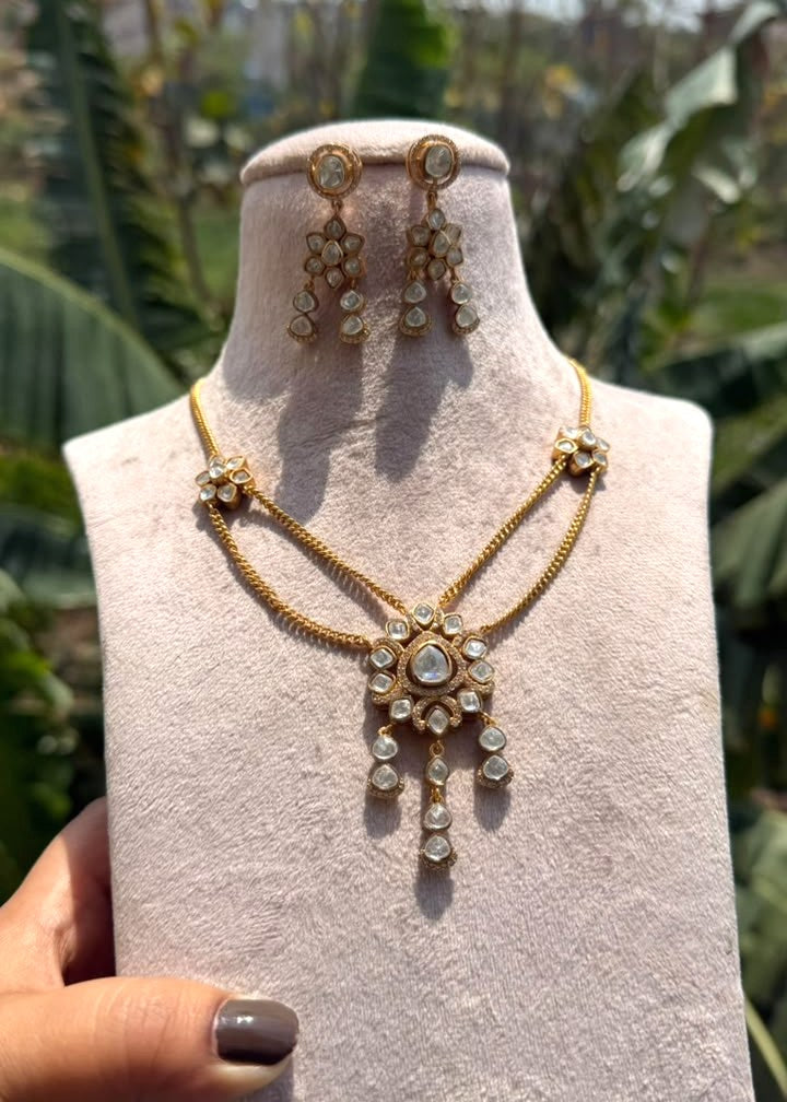 Rajraani Haar Chokar - Clear/Gold