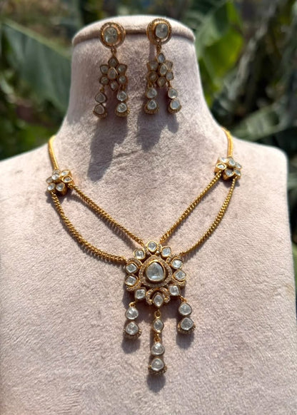 Rajraani Haar Chokar - Clear/Gold