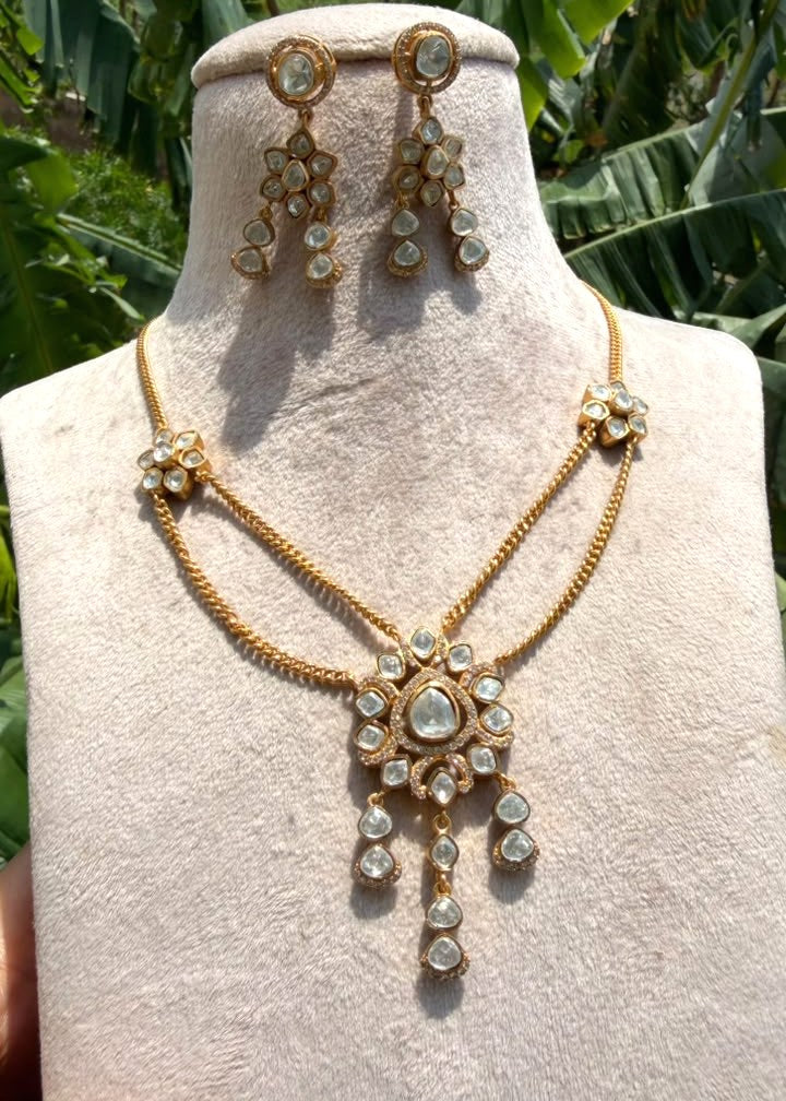 Rajraani Haar Chokar - Clear/Gold