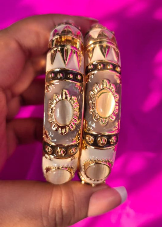 Antique Stone Broad Enamel Bangles- Single Piece