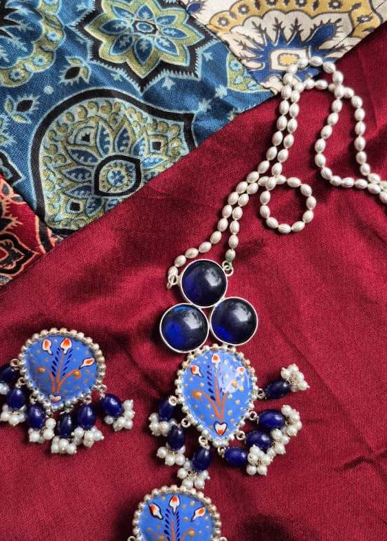 Handpainted Long Maala (Necklace)