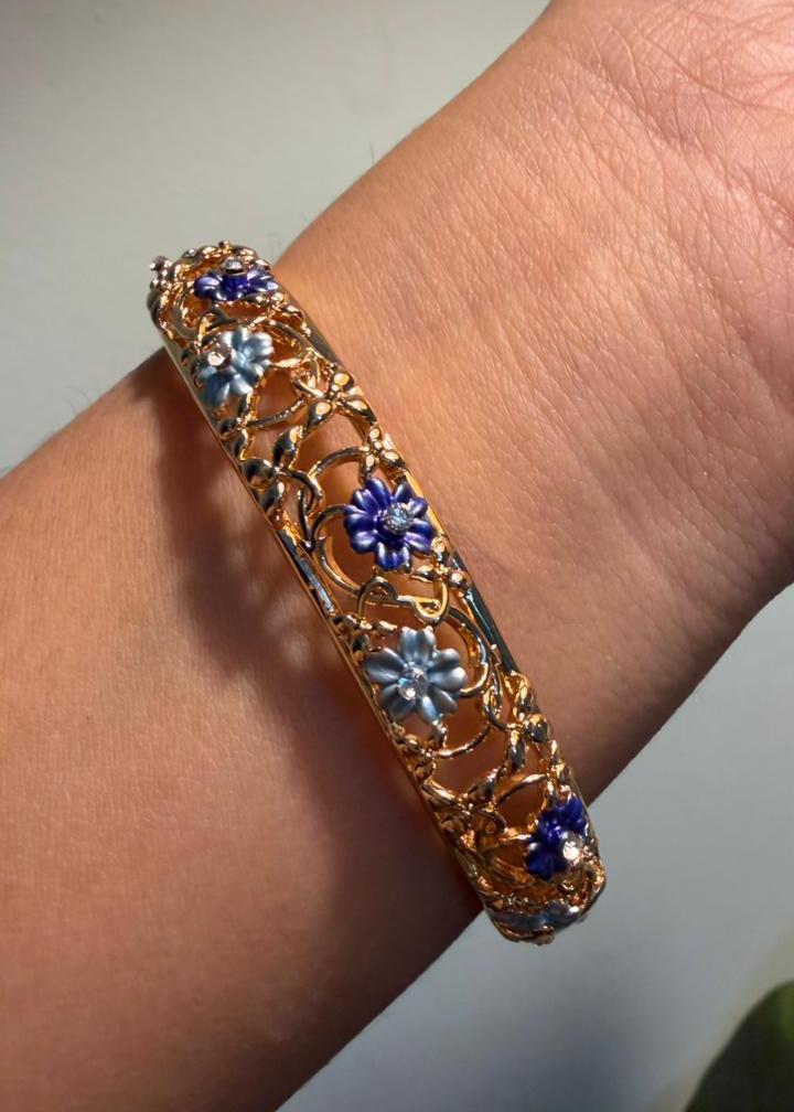 Lady Whistledown Blue Bracelet